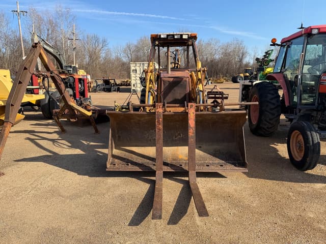 Image of Case 580K equipment image 1