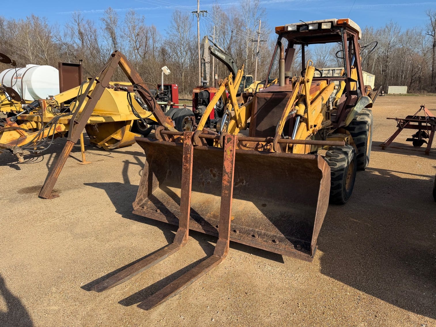 Case 580K Equipment Image0