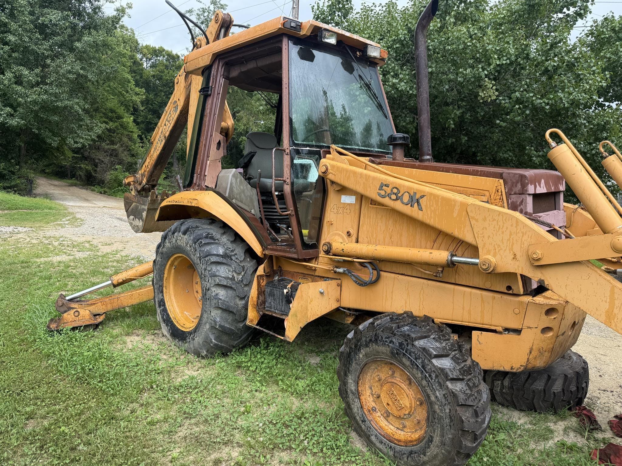 Case 580K Equipment Image0