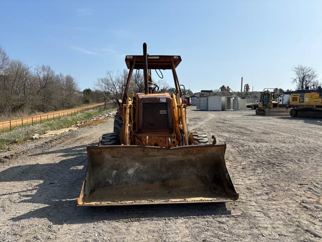 Image of Case 580K equipment image 2