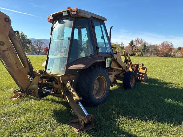 Image of Case 580K equipment image 4