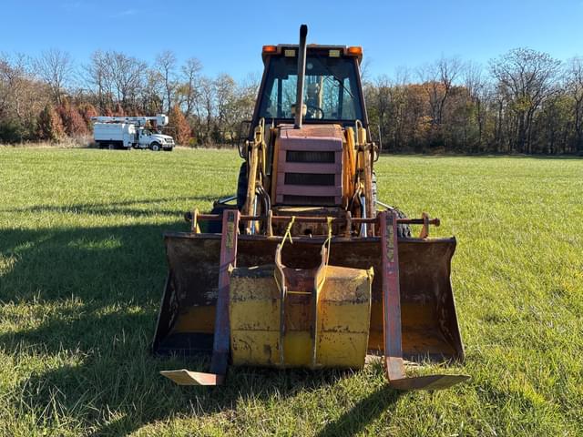 Image of Case 580K equipment image 2