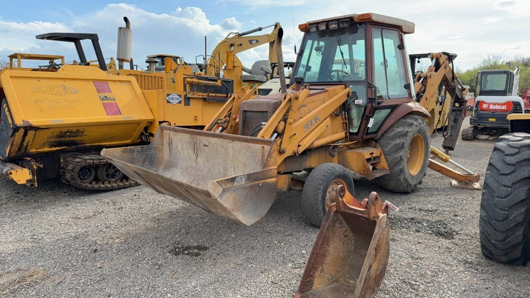 Case 580K Equipment Image0