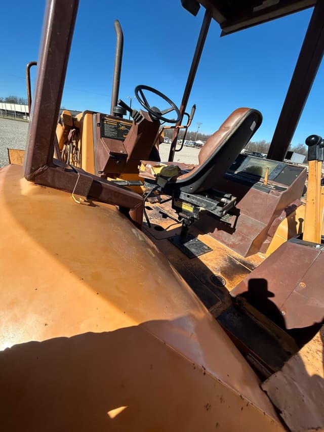 Image of Case 580K equipment image 2