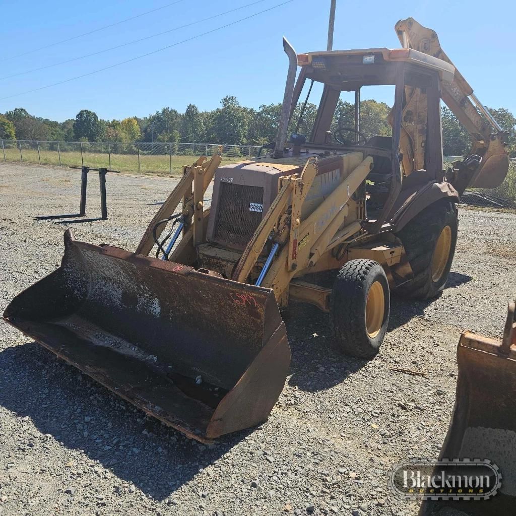 Case 580K Equipment Image0