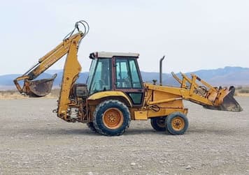 Main image Case 580K