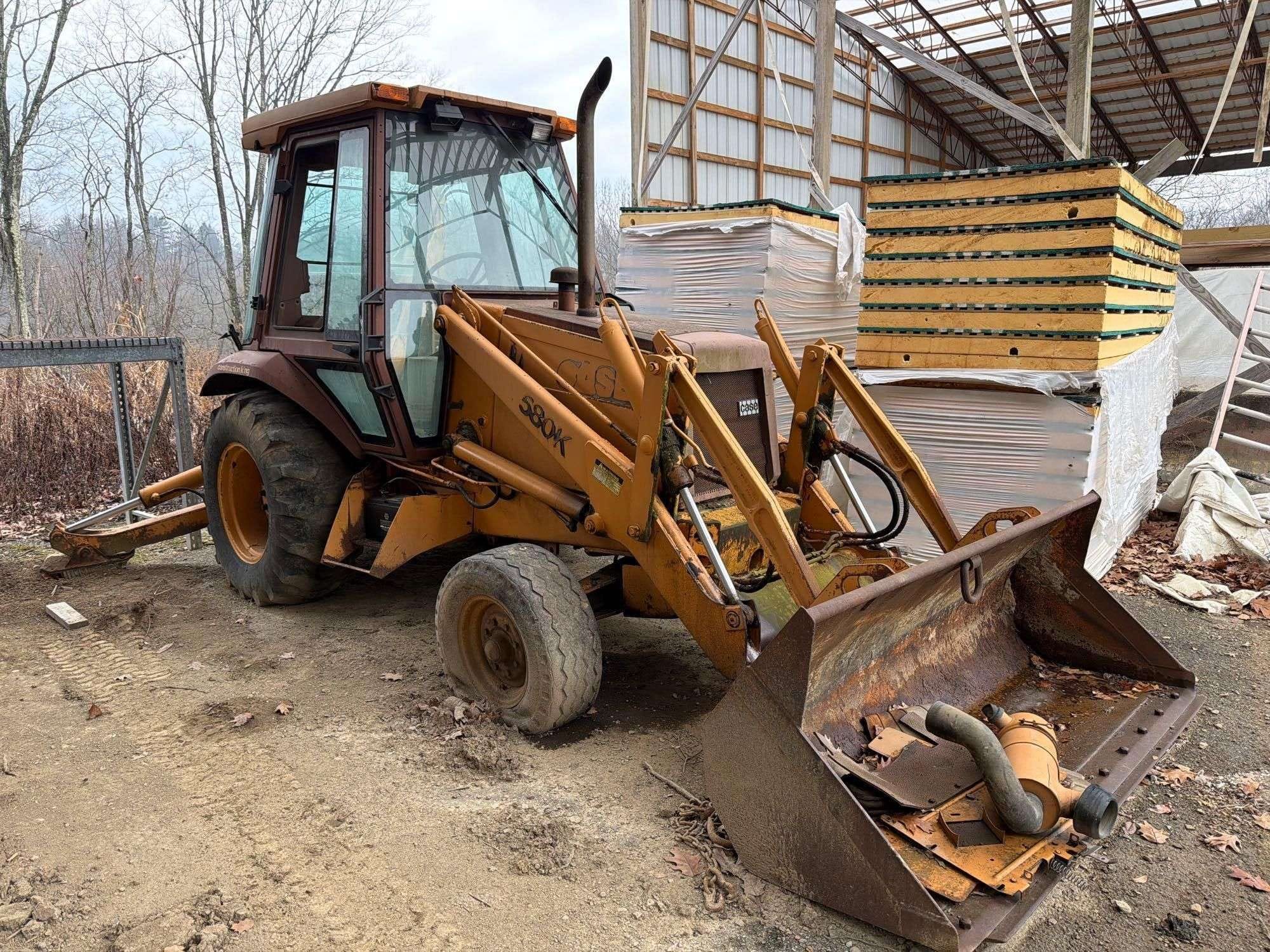 Case 580K Equipment Image0