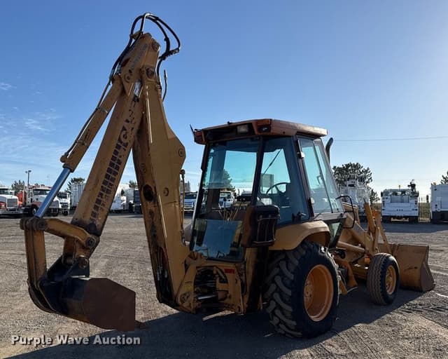 Image of Case 580K equipment image 4