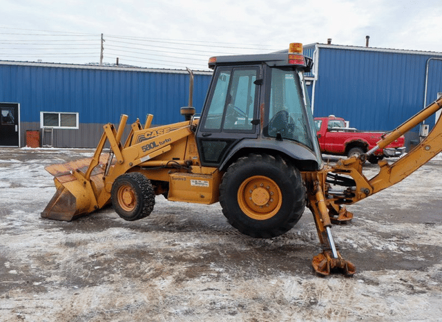 Image of Case 580L equipment image 2