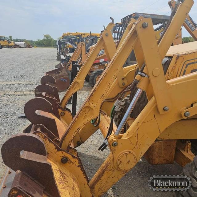 Image of Case 580L equipment image 1