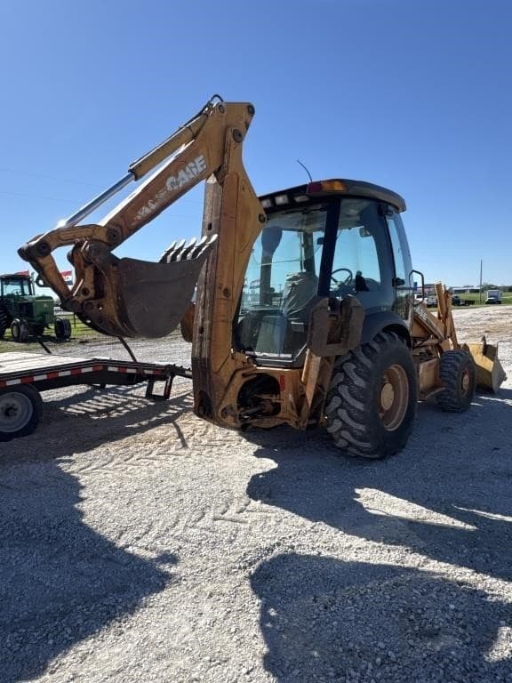 Image of Case 580M Series 2 equipment image 2