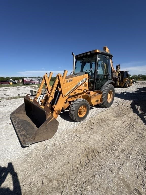 Case 580M Series 2 Equipment Image0