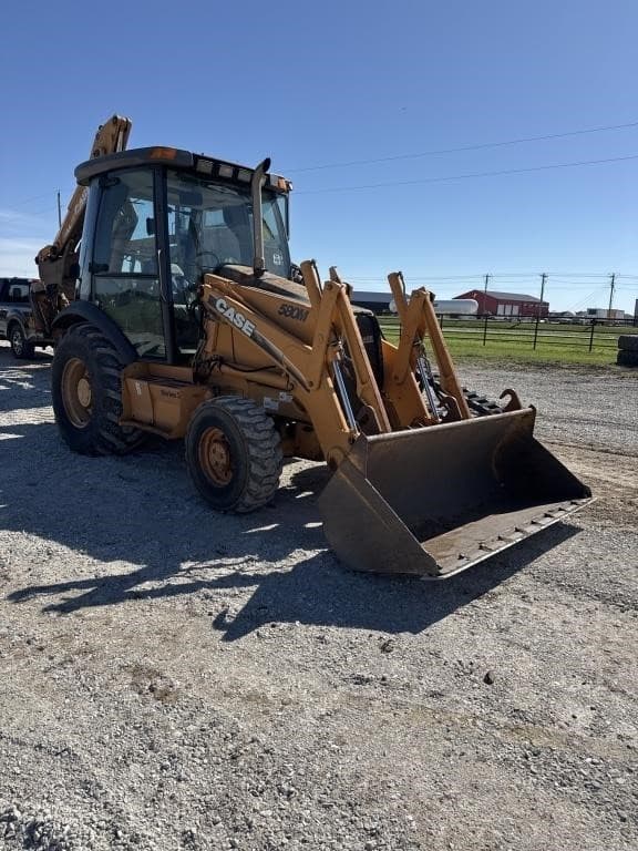 Image of Case 580M Series 2 equipment image 4