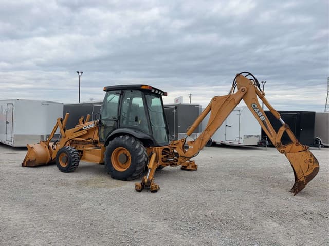 Image of Case 580M equipment image 3