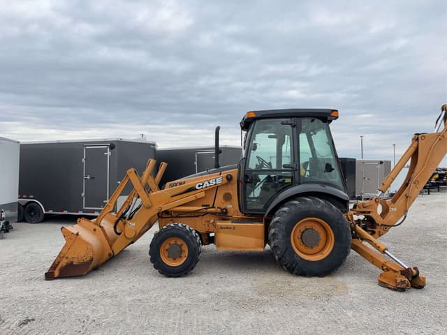 Image of Case 580M equipment image 1