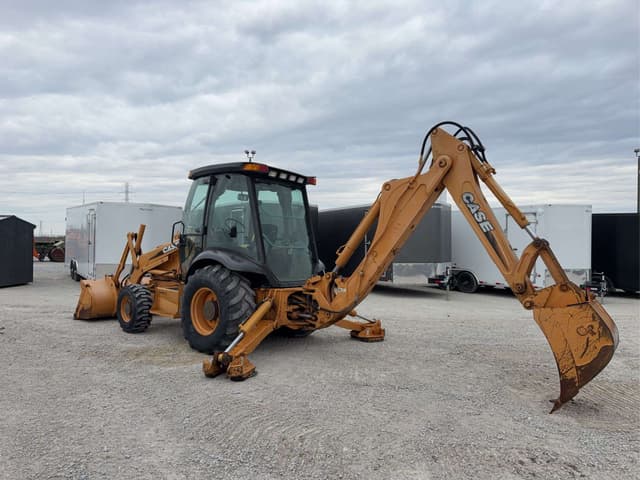 Image of Case 580M equipment image 4