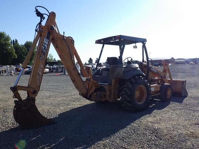 Image of Case 580M Series 2 equipment image 3