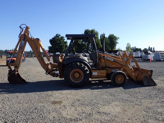 Image of Case 580M Series 2 equipment image 2