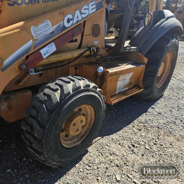 Image of Case 580M Series 2 equipment image 4