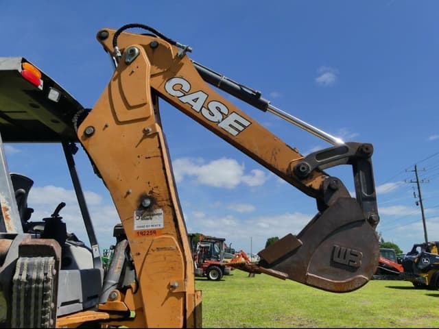 Image of Case 580N equipment image 4