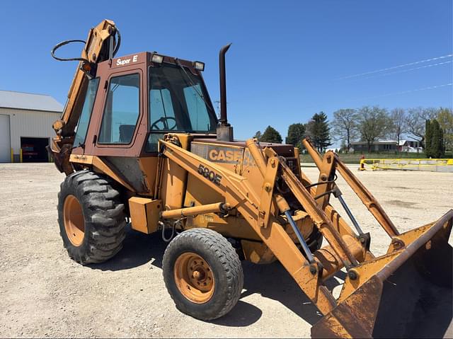 Image of Case 580E Super E equipment image 3