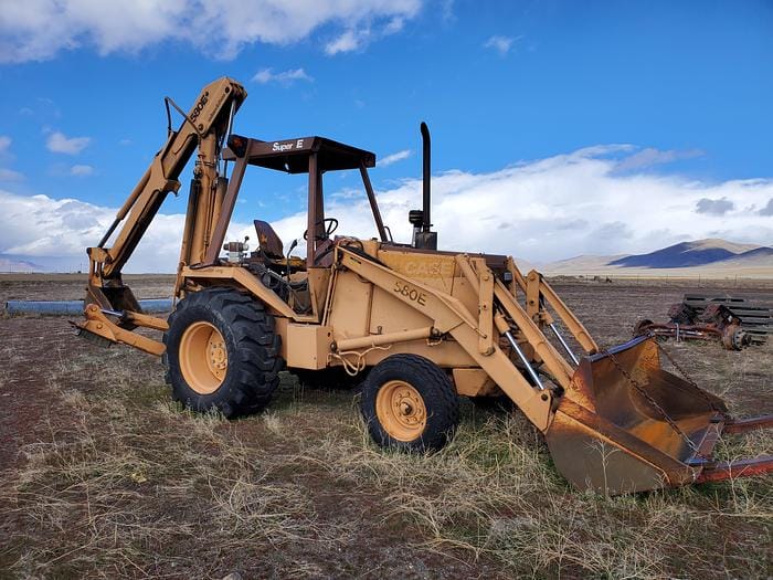 1984 Case 580 Super E Equipment Image0