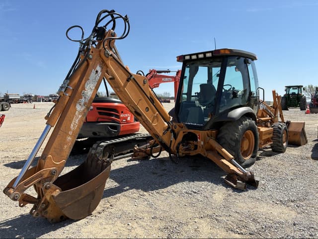 Image of Case 580 Super M Series 2 equipment image 2