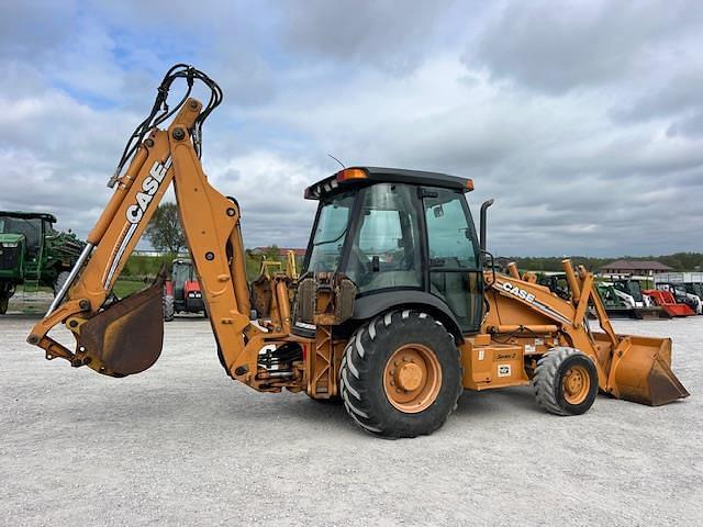 Image of Case 580 Super M Series 2 equipment image 3