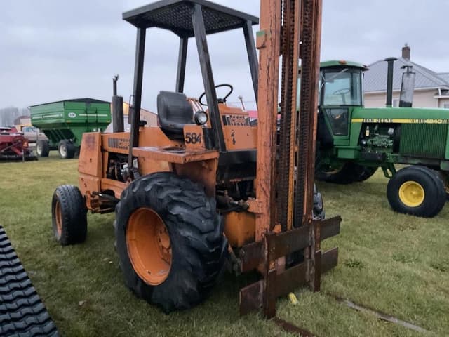 Image of Case 584 equipment image 4