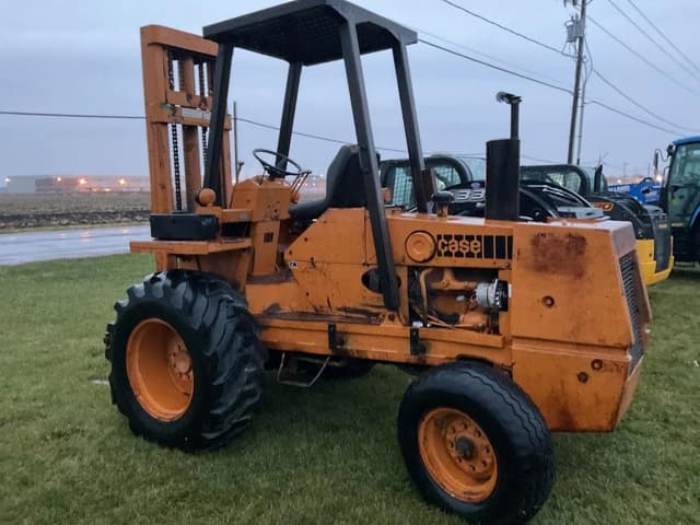 Image of Case 584 equipment image 1