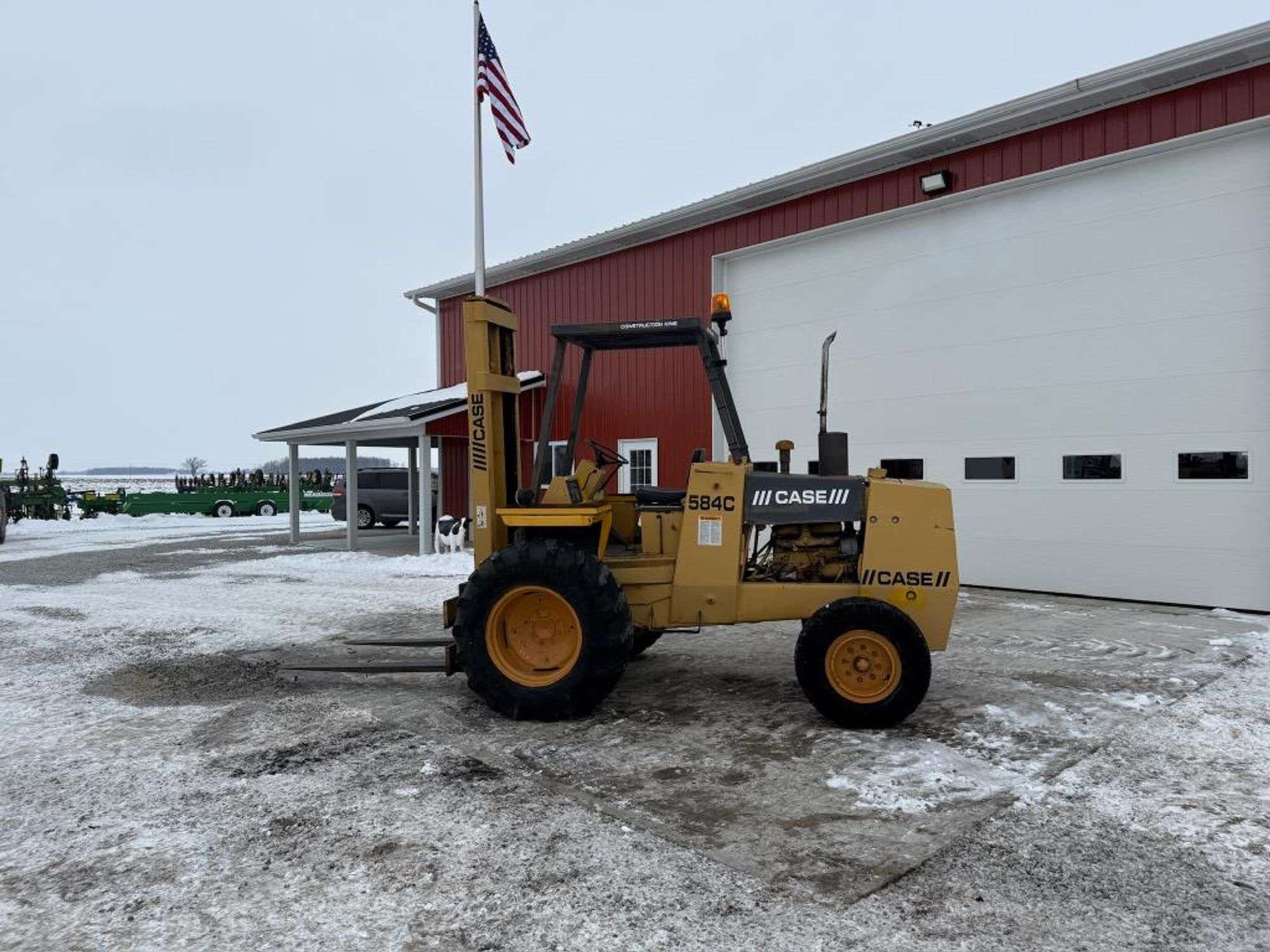 Case 584C Equipment Image0