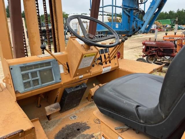 Image of Case 584E equipment image 4