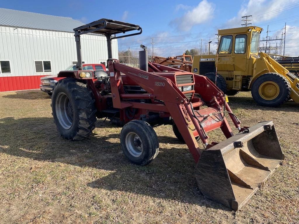 Main image Case IH 585