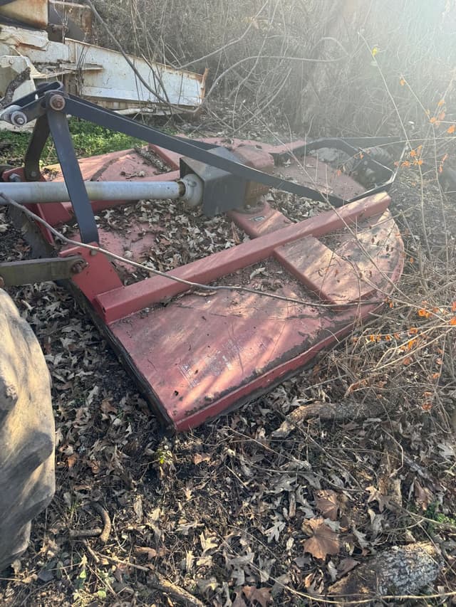 Image of Case IH 585 equipment image 4