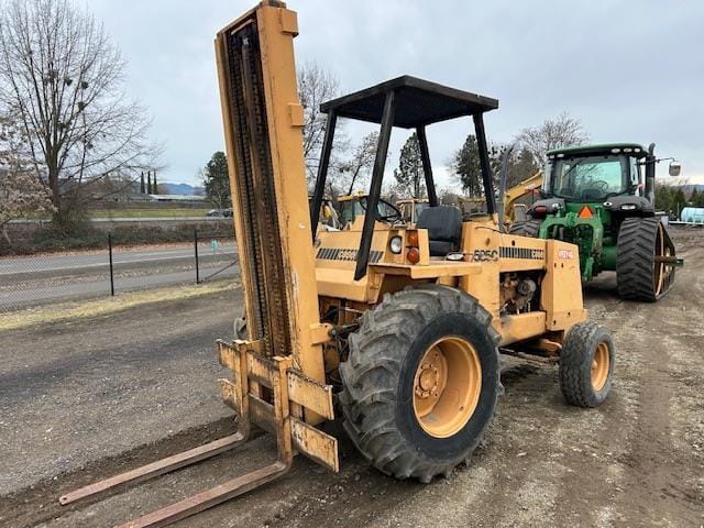 Case 585C Equipment Image0