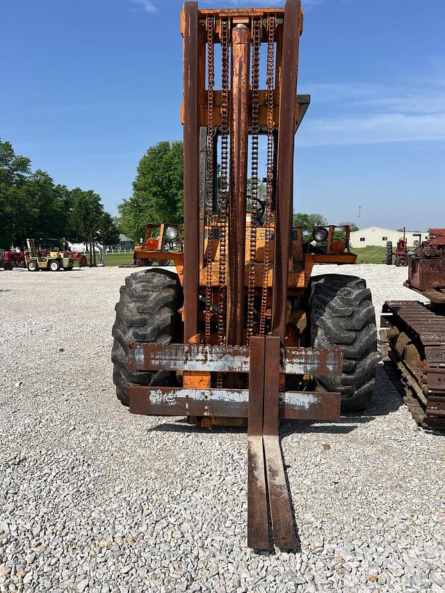 Image of Case 585C equipment image 3