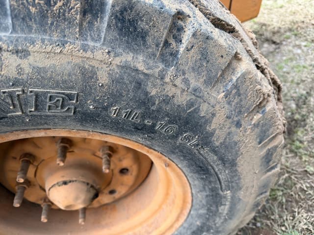 Image of Case 586C equipment image 4