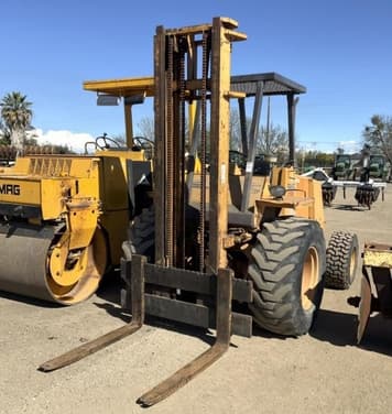 Main image Case 586E