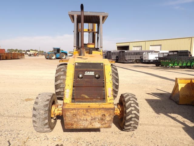 Image of Case 586E equipment image 4