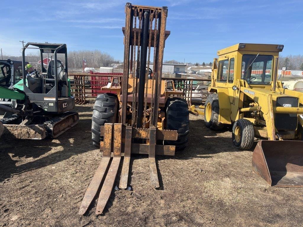 Main image Case 586E