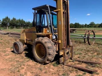 Main image Case 586E