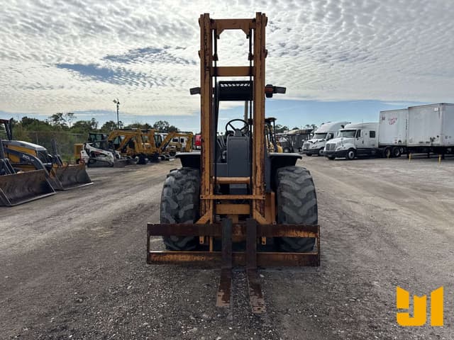 Image of Case 586G equipment image 1