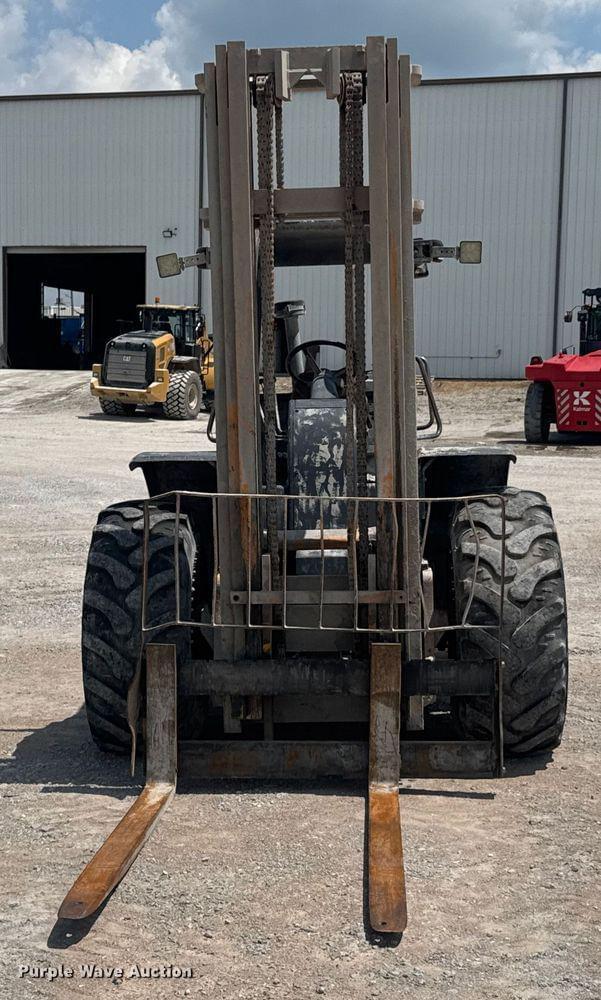 Image of Case 588G equipment image 1