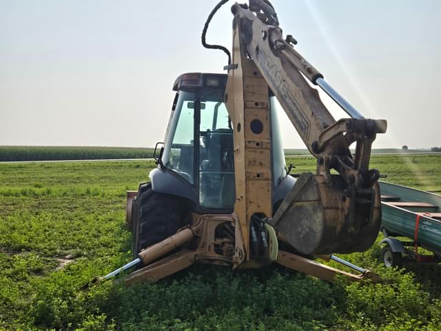Image of Case 590 equipment image 3
