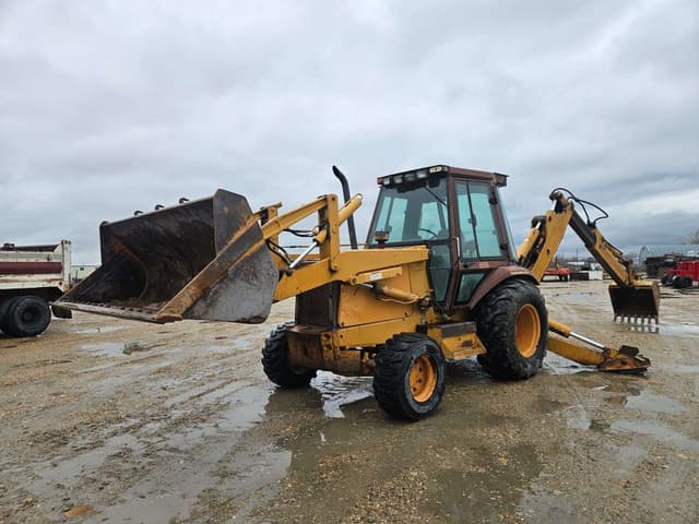 Image of Case 590 equipment image 1