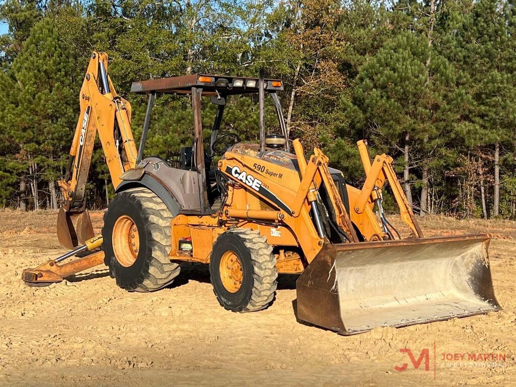 SOLD - CASE 590 SUPER M LOADER BACKHOE Construction with 7,213 Hrs ...