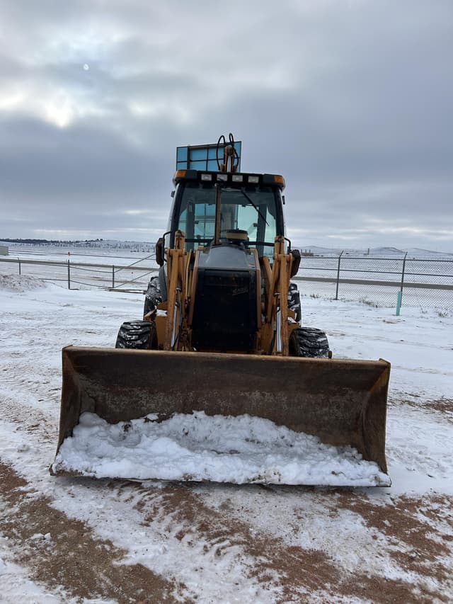 Image of Case 590SM equipment image 1