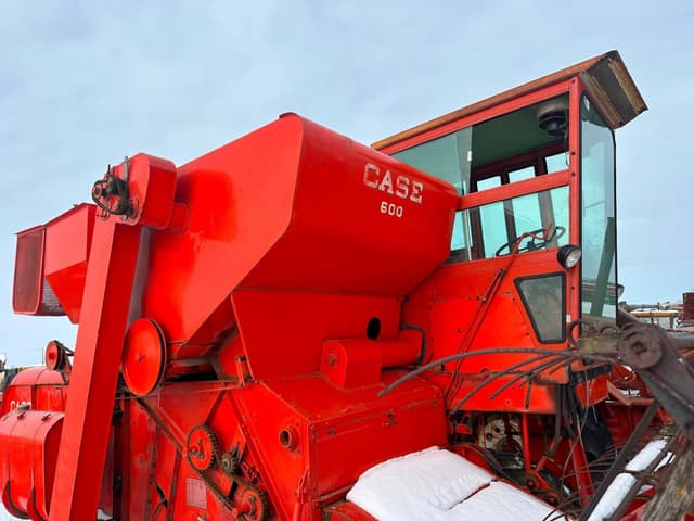 Image of Case 600 equipment image 3