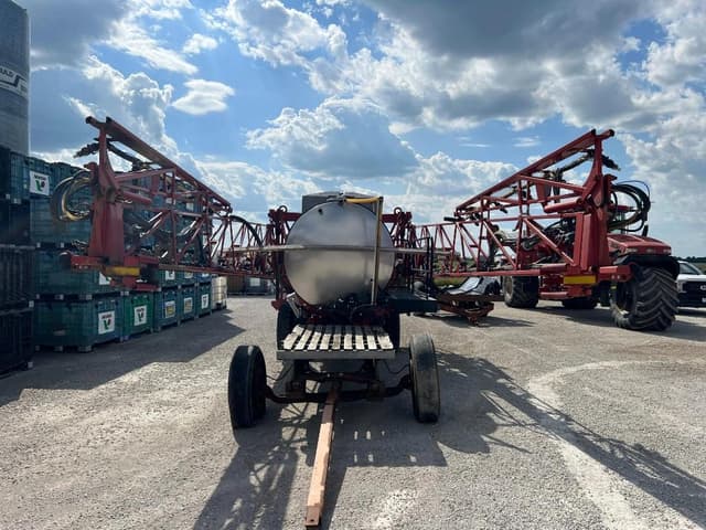 Image of Case IH 610 equipment image 1