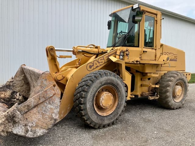 Image of Case 621B equipment image 1